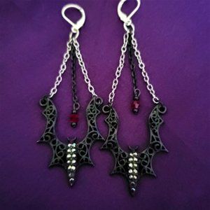 NWT, HANDCRAFTED FILIGREE BAT EARRINGS.